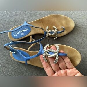 Sandals Chanel. 100% authentic